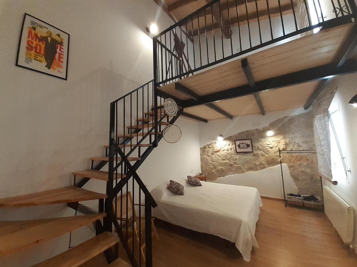 לינה וארוחת בוקר Corbera Casa La Foradada מראה חיצוני תמונה