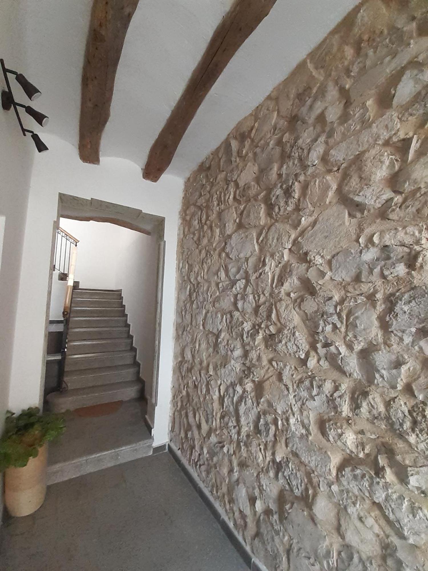 לינה וארוחת בוקר Corbera Casa La Foradada חדר תמונה
